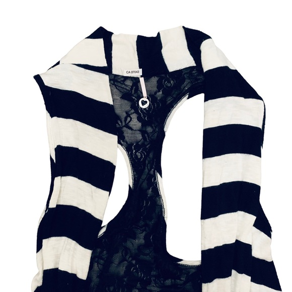 Robin K black and white stripe with lace back vest shawl cardigan size small - Picture 4 of 7